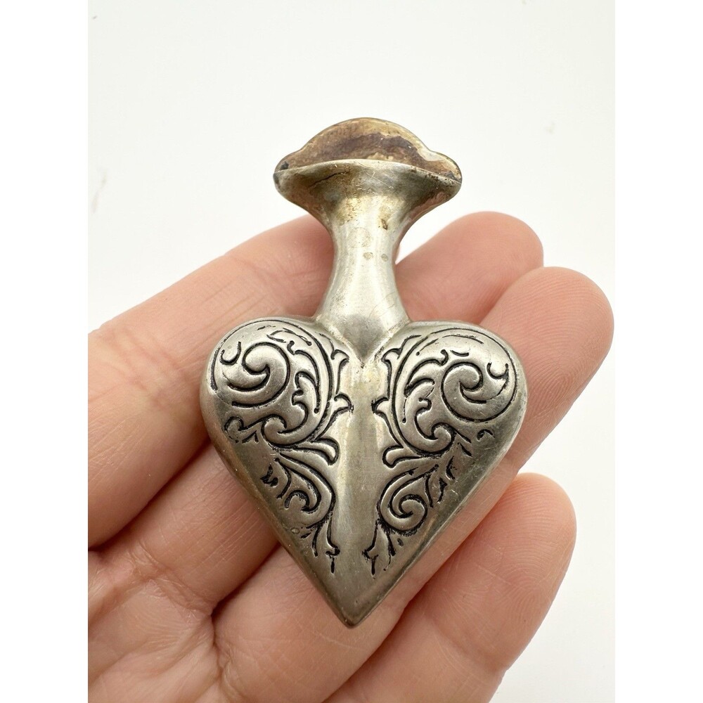 Vintage Italy Heart Post Flower Holder Pin Silver Tone
